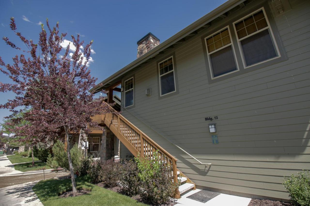 Apartment Fox Pointe By Park Vacations
